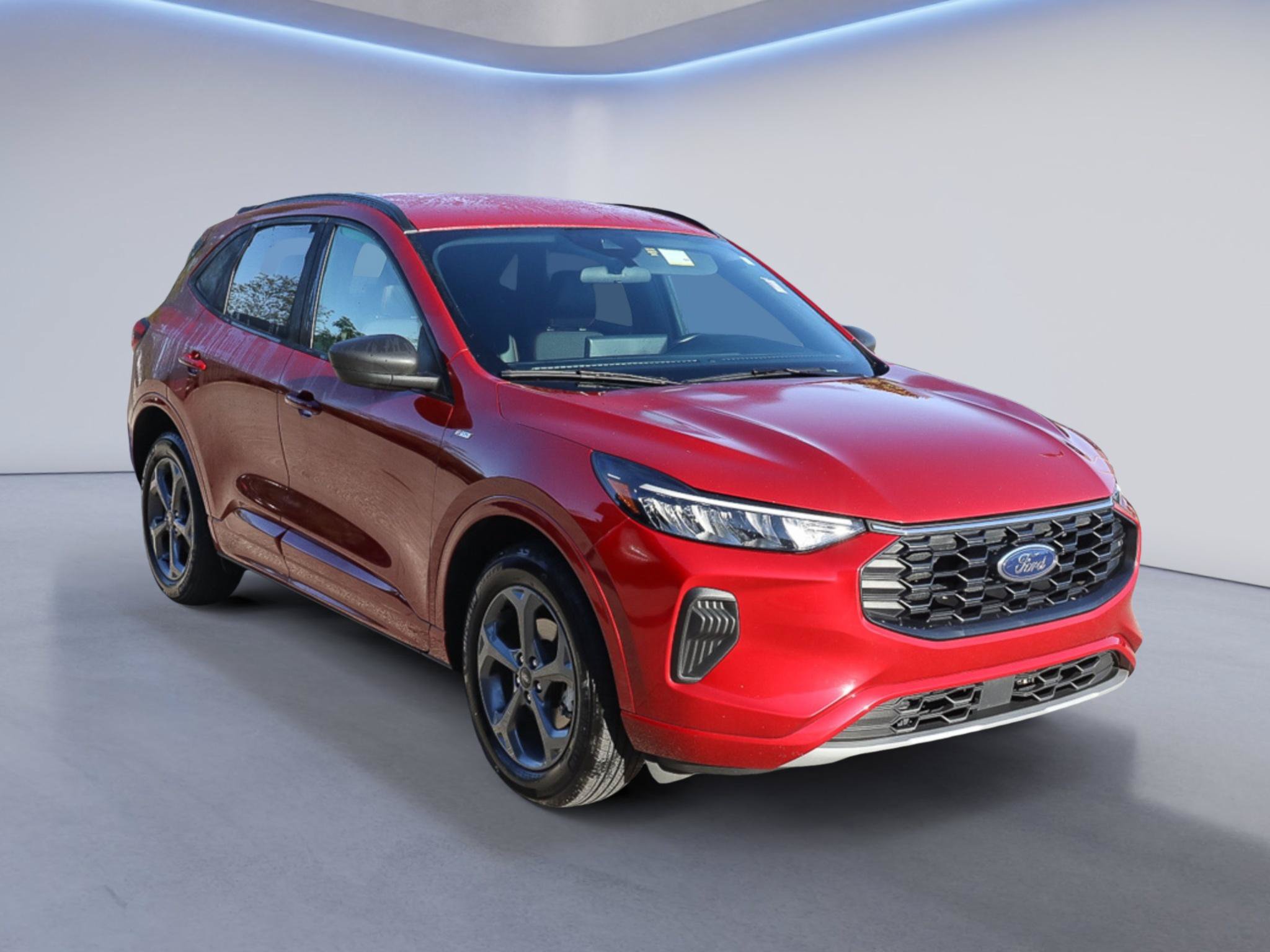Certified 2023 Ford Escape ST-Line w/ Tech Pack #1 AWD/4WD image 1