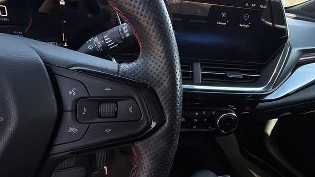 Certified 2024 Chevrolet Trax RS w/ Driver Confidence Package image 17