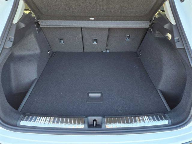 New 2026 Audi Q3 quattro 2.0T image 16