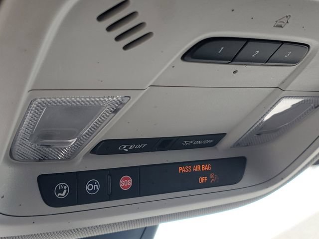 Certified 2021 Chevrolet Traverse RS AWD/4WD image 32