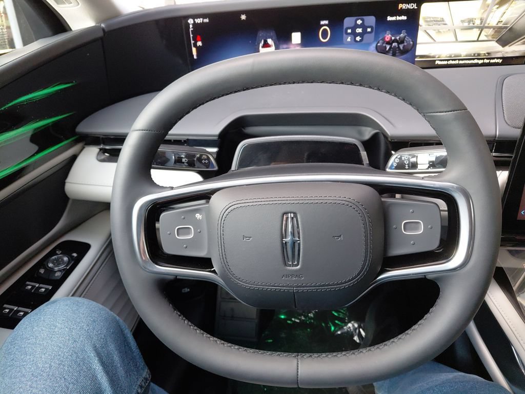 New 2026 Lincoln Nautilus Premier AWD/4WD image 34