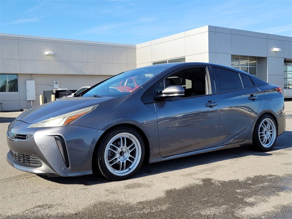 Used 2019 Toyota Prius L Eco image 4
