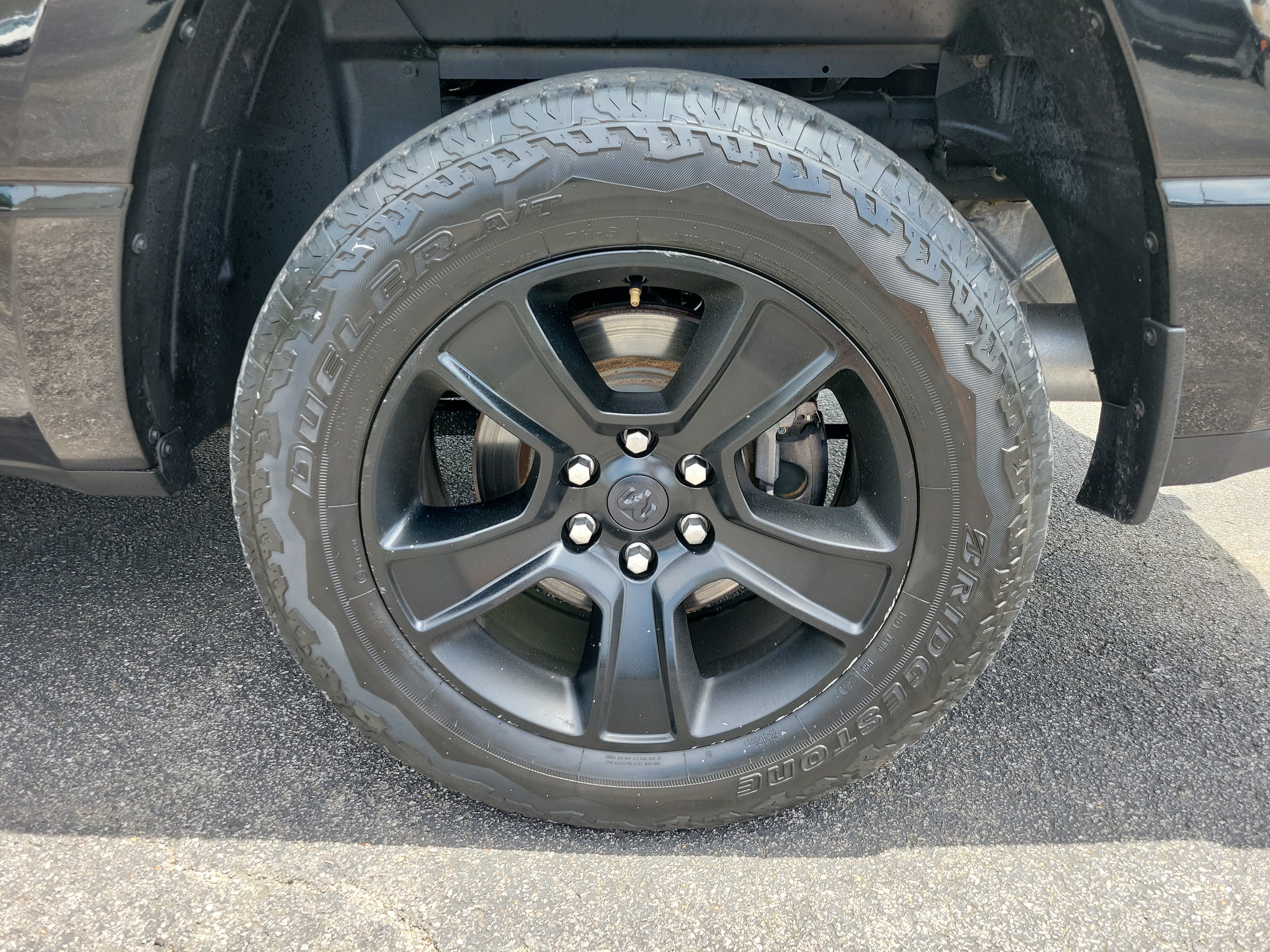Used 2020 RAM 1500 Big Horn AWD/4WD image 25