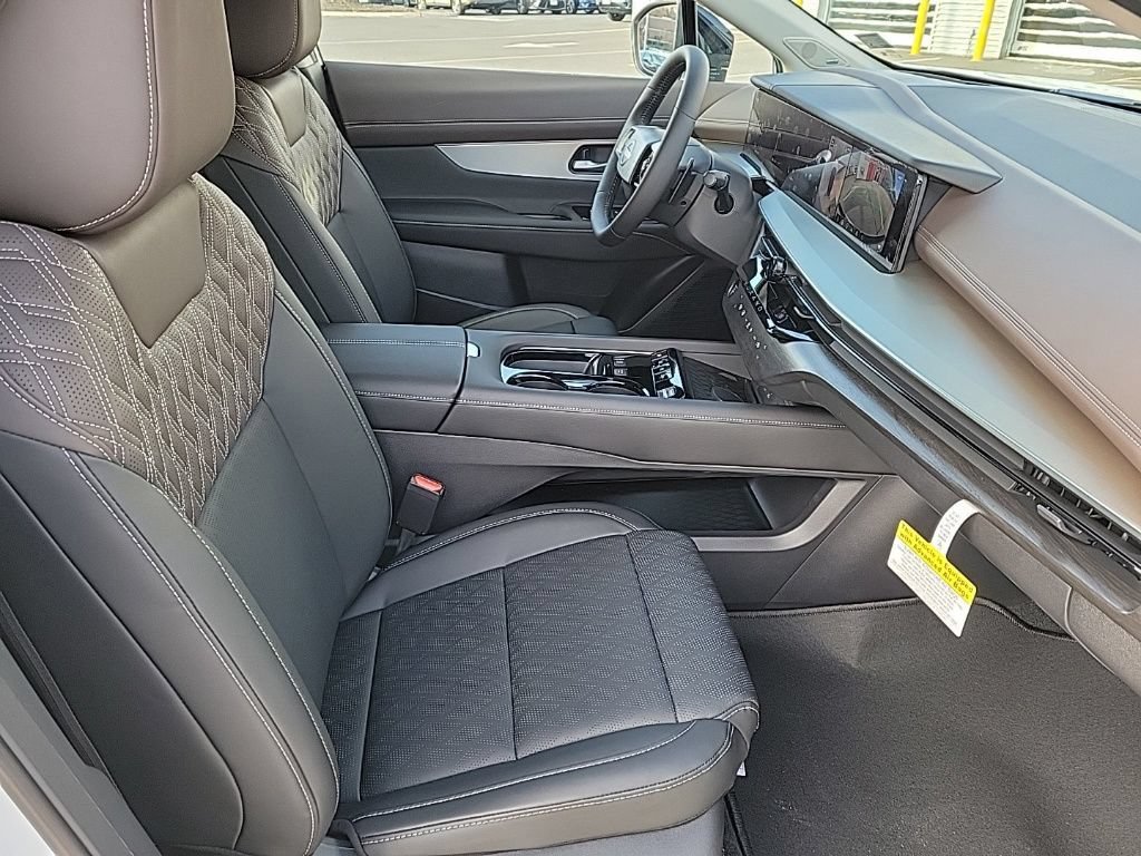 New 2026 Nissan Murano Platinum w/ Cargo Package AWD/4WD image 17