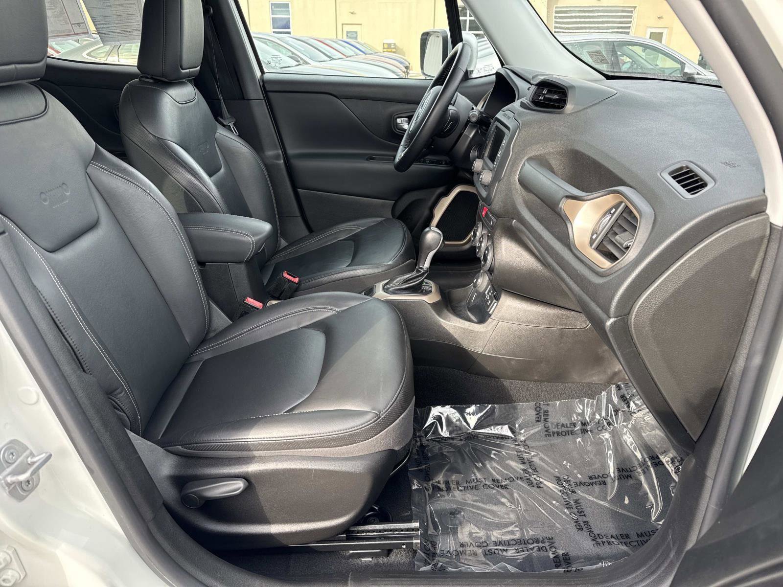 Used 2017 Jeep Renegade Limited image 20