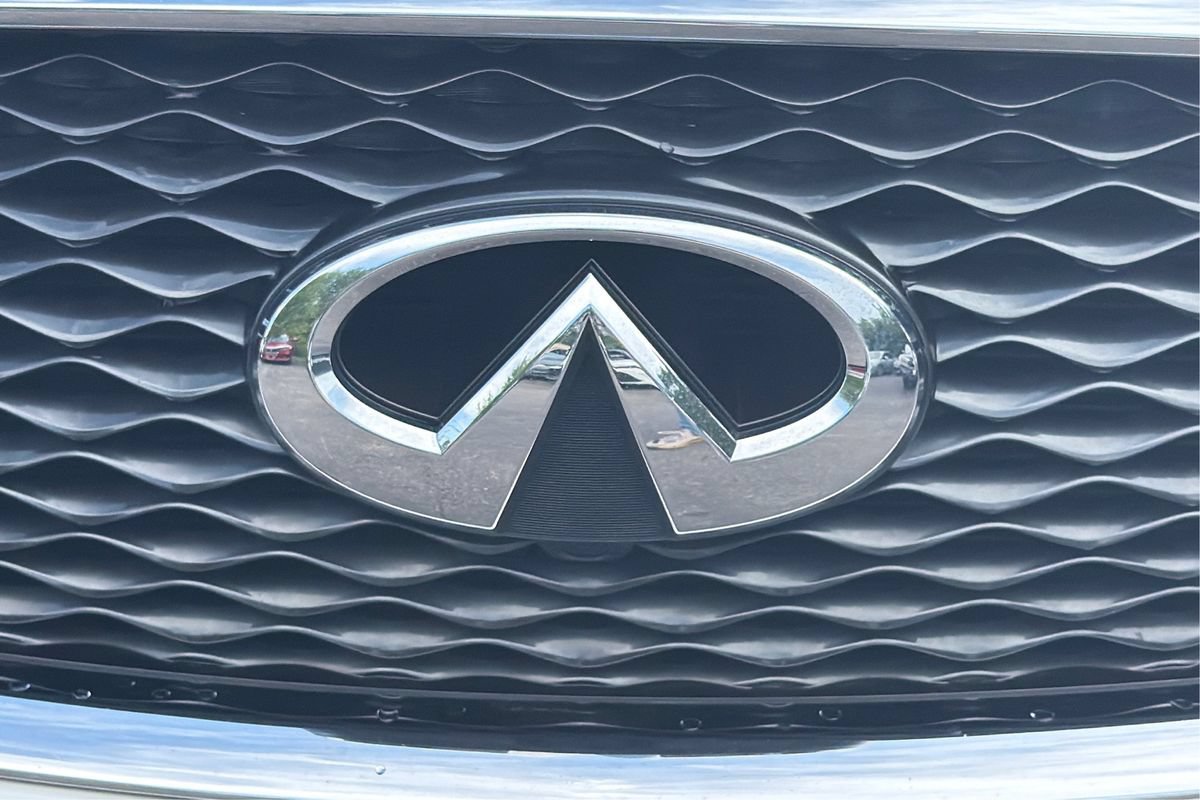 Used 2017 INFINITI QX70 2WD image 29