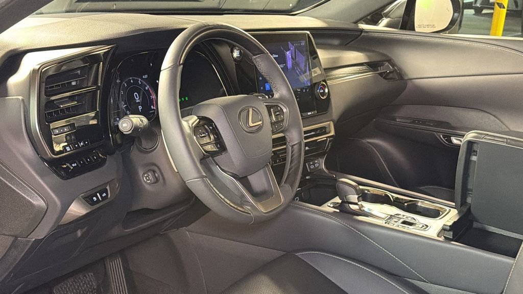 Certified 2023 Lexus RX 350 Premium w/ Accessory Package image 29
