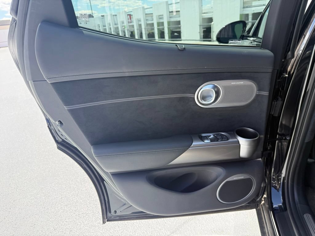 Used 2024 Genesis GV60 Performance AWD/4WD image 27