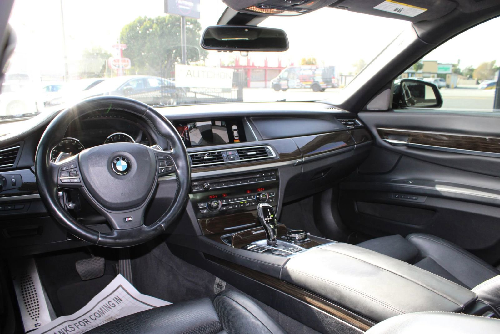 Used 2015 BMW 750Li image 37