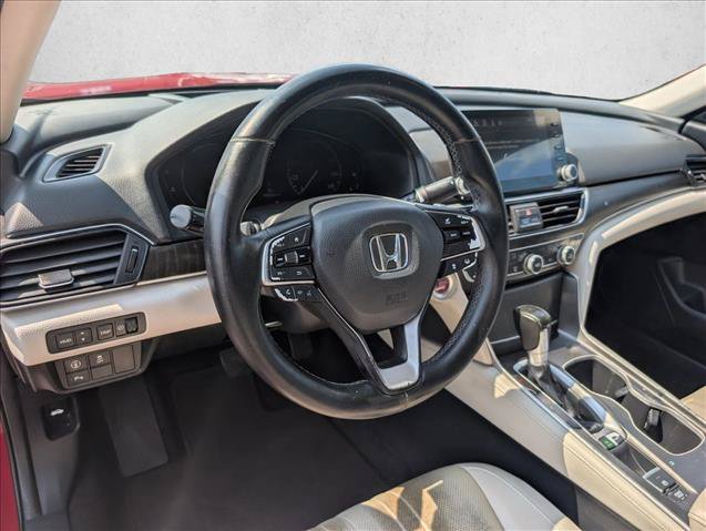Used 2018 Honda Accord Touring image 10