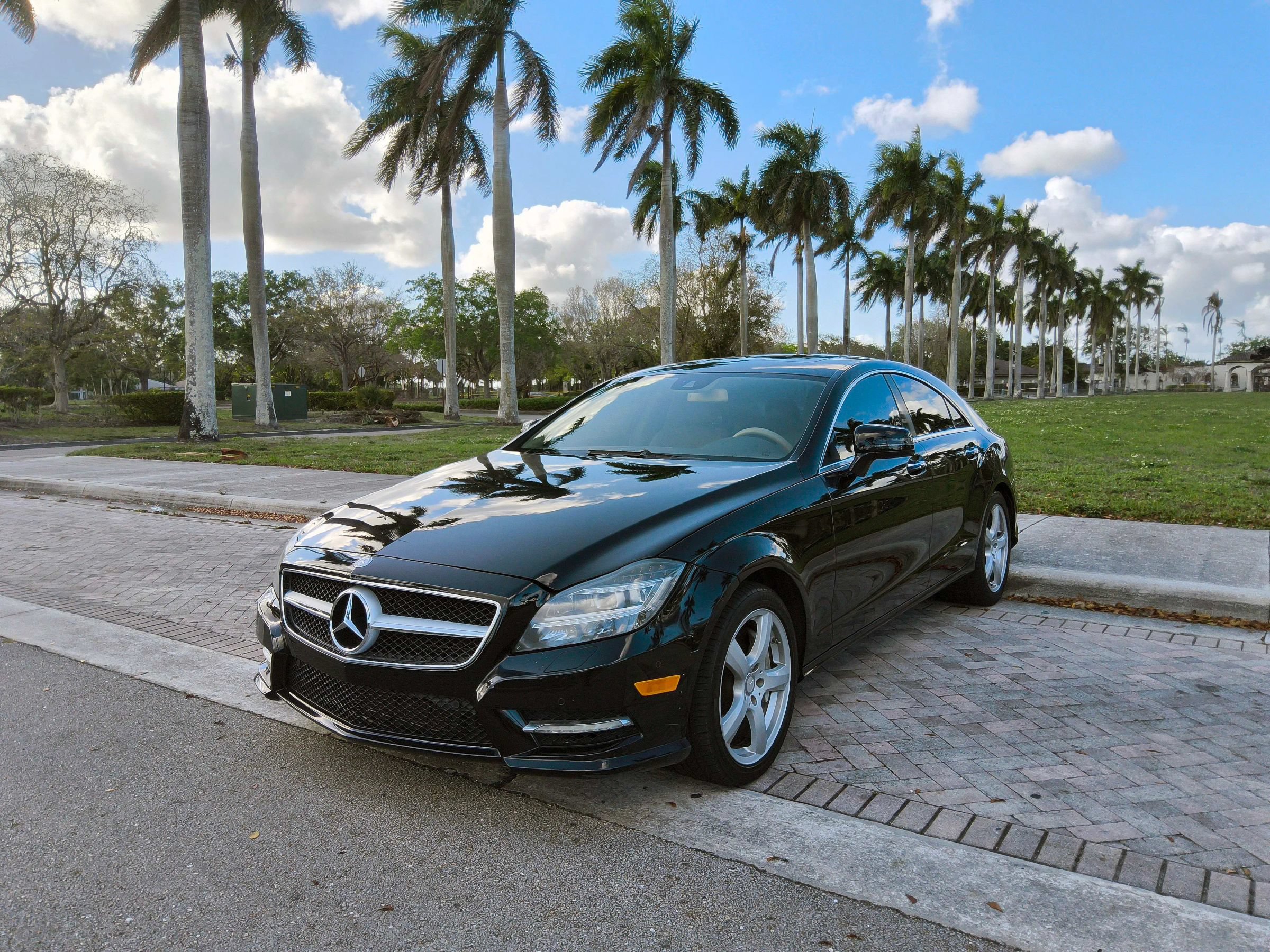 Used 2013 Mercedes-Benz CLS 550 4MATIC image 2