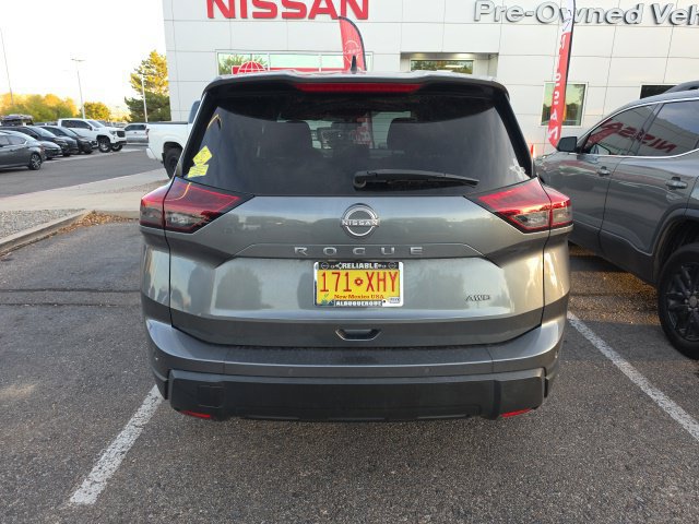 Certified 2025 Nissan Rogue S AWD/4WD image 9