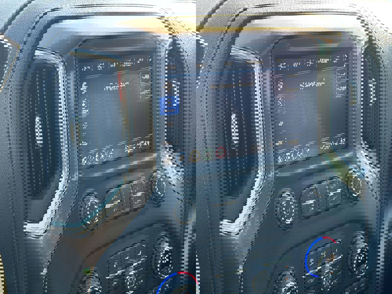 Used 2021 Chevrolet Silverado 3500 High Country image 23