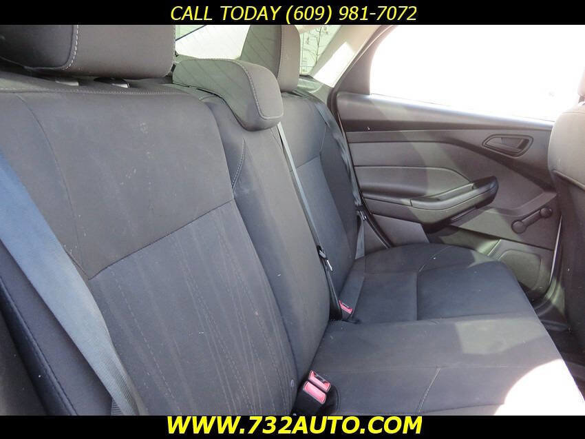 Used 2016 Ford Focus S image 27