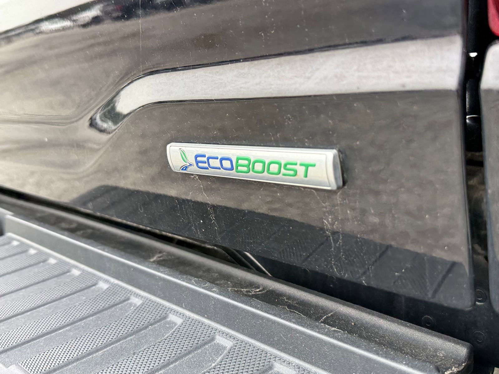 Used 2023 Ford F150 Lariat w/ Trailer Tow Package image 9