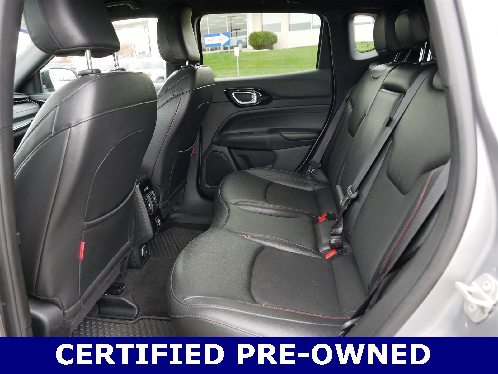 Used 2024 Jeep Compass Trailhawk image 16