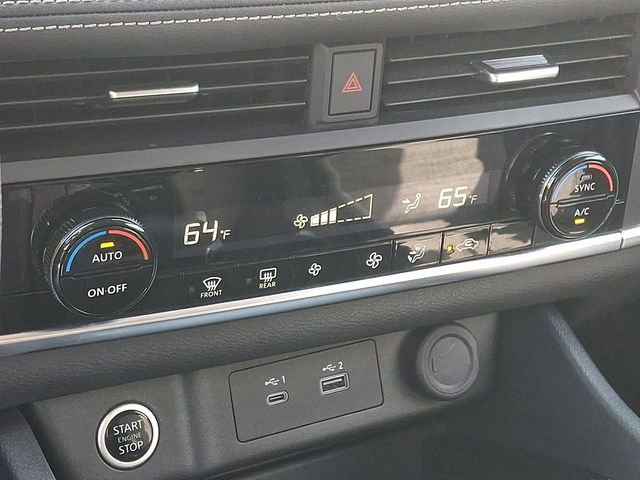 Used 2023 Nissan Rogue SV AWD/4WD image 15