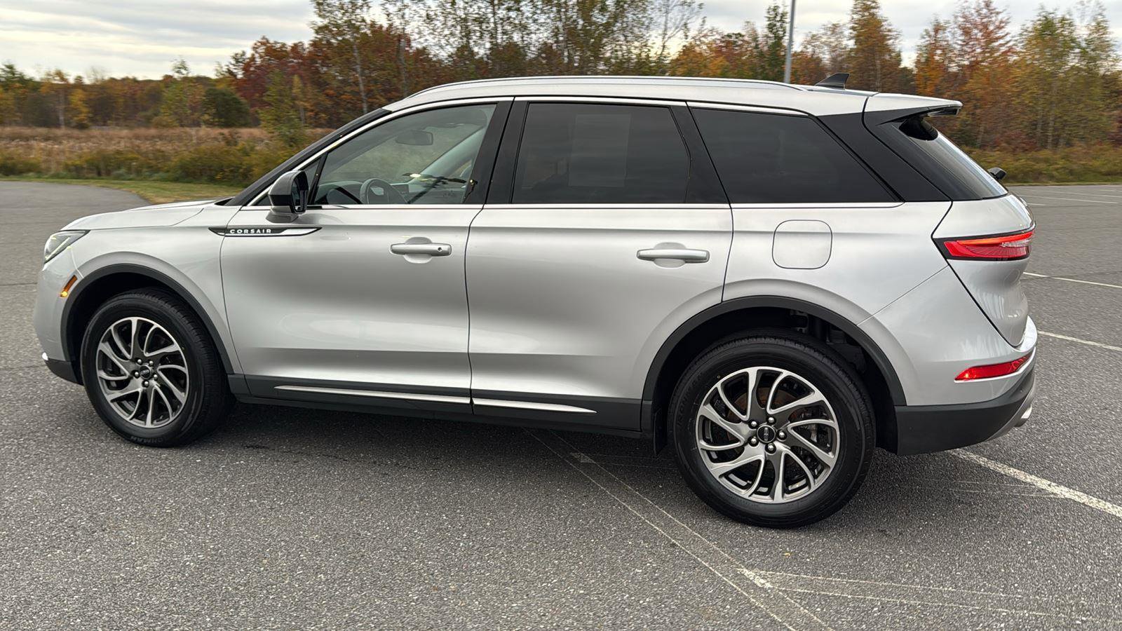 Used 2020 Lincoln Corsair AWD w/ Equipment Group 101A image 11