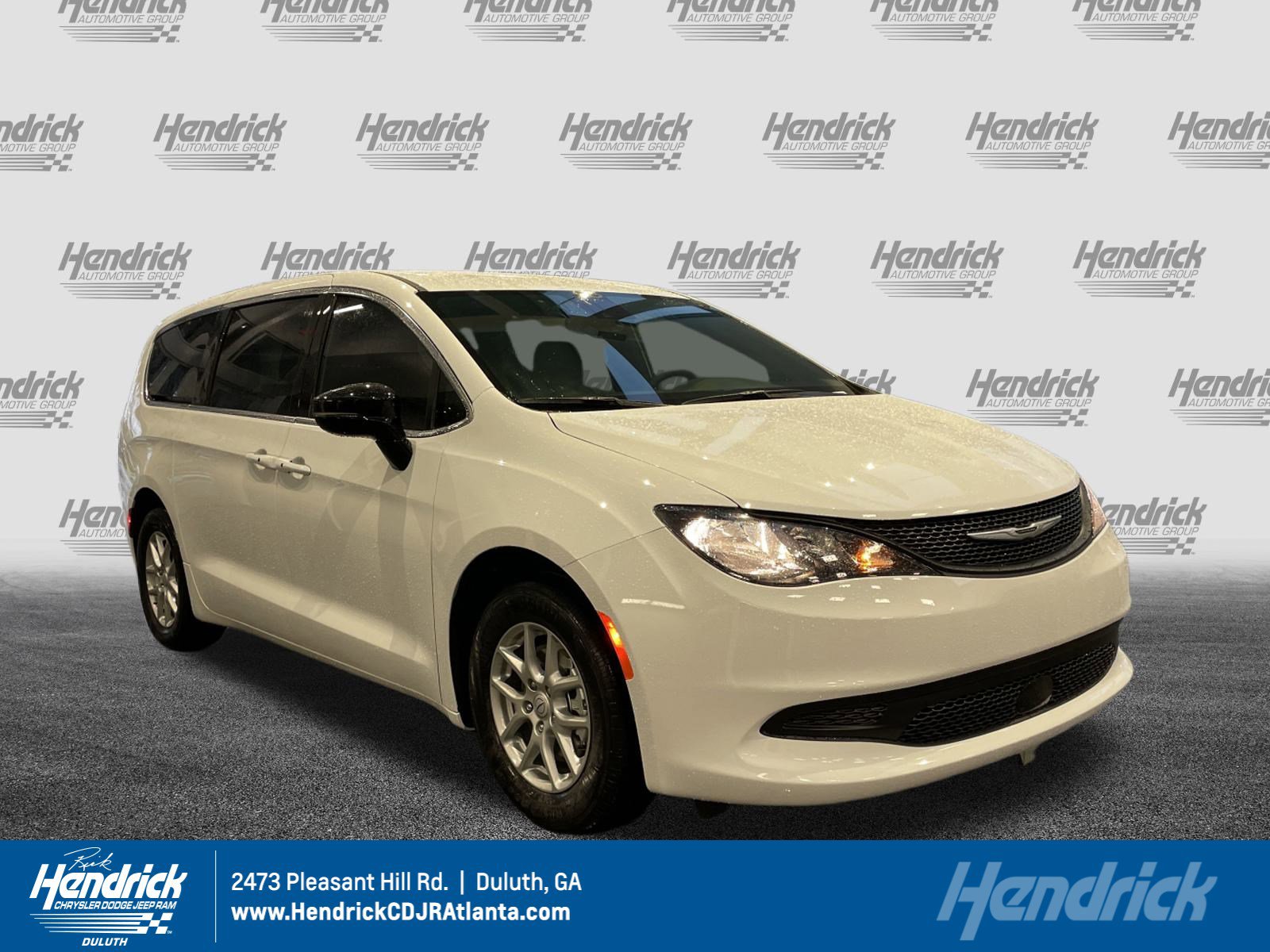 New 2025 Chrysler Voyager LX