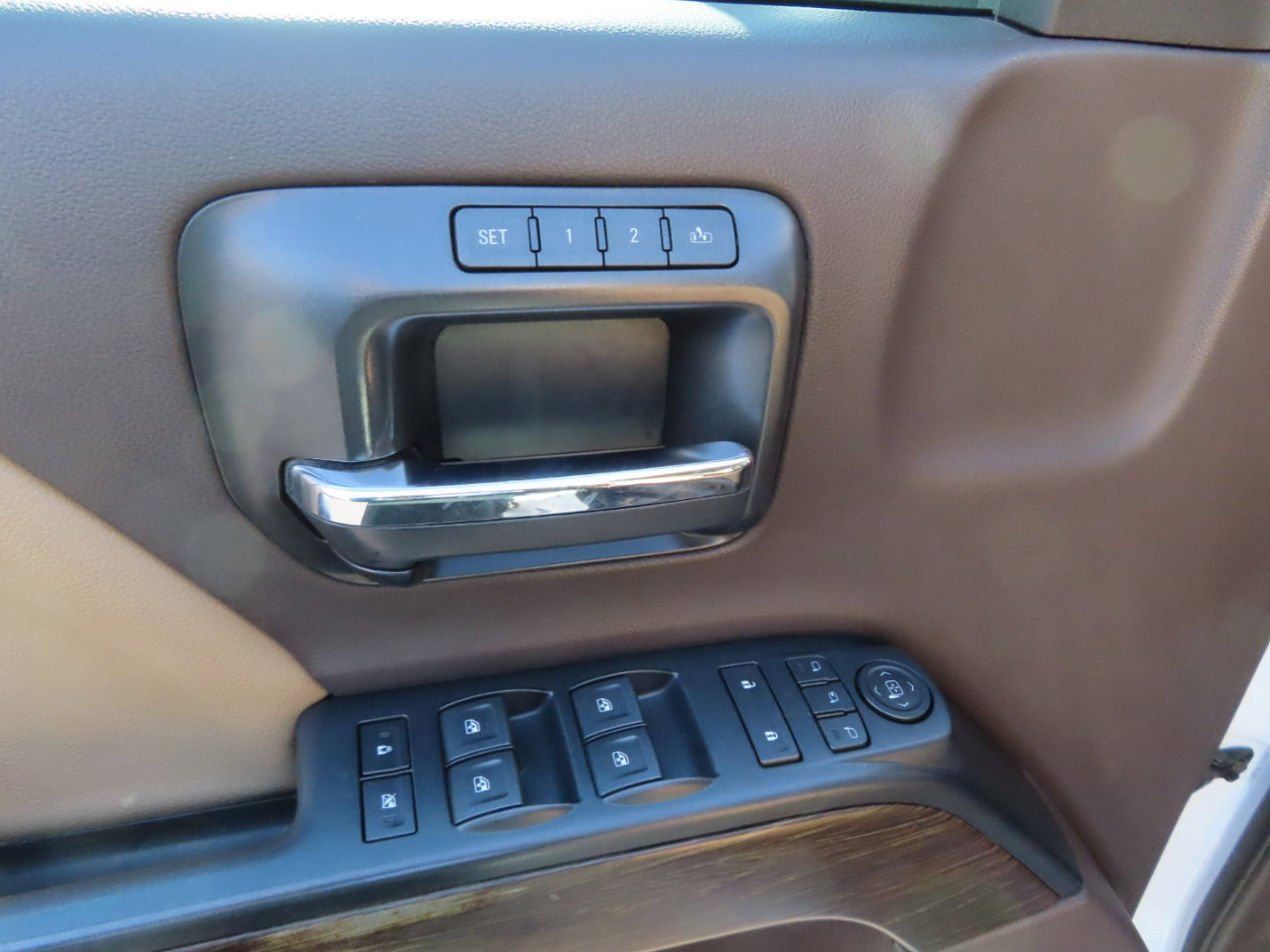 Used 2018 GMC Sierra 3500 Denali w/ Duramax Plus Package image 30