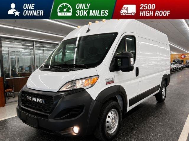 Used 2023 RAM ProMaster 2500 w/ Convenience Group FWD image 1
