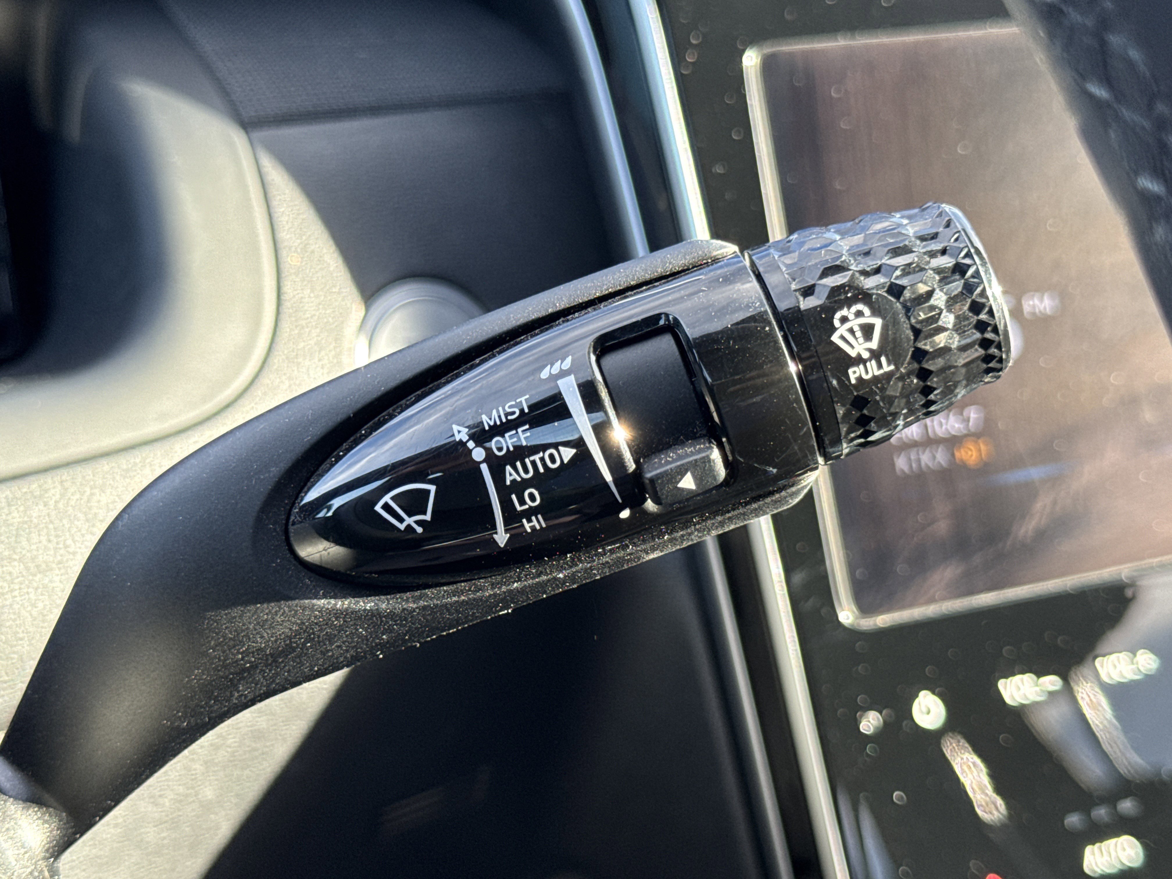 Used 2023 Hyundai Santa Cruz Limited w/ Cargo Package image 17