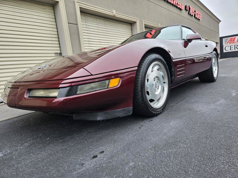 Used 1993 Chevrolet Corvette Coupe RWD image 24