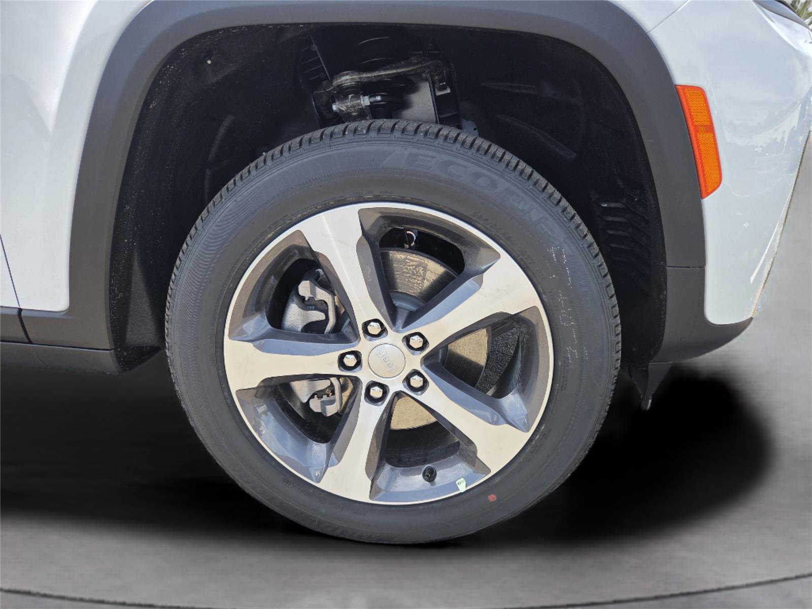 New 2026 Jeep Grand Cherokee L Limited RWD image 34