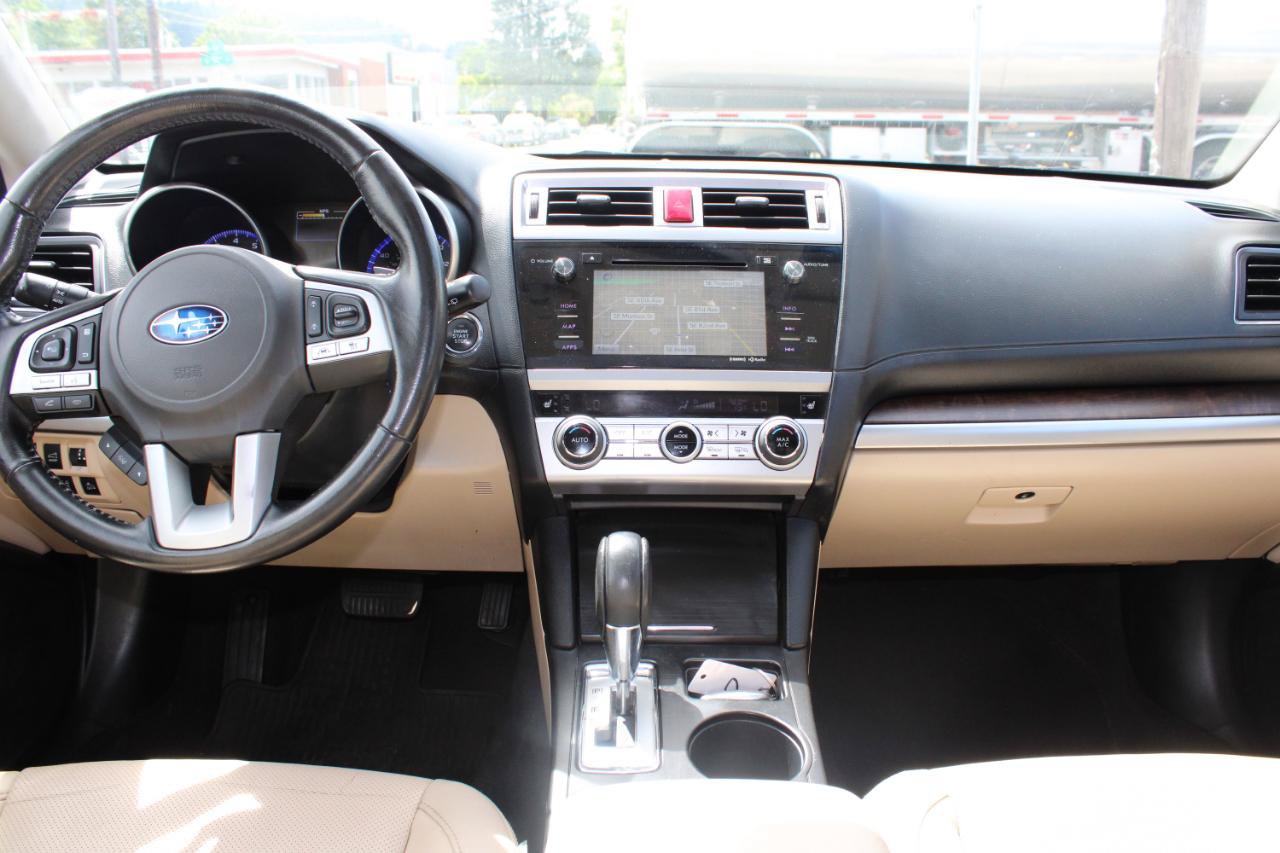 Used 2016 Subaru Outback 2.5i Limited AWD/4WD image 11