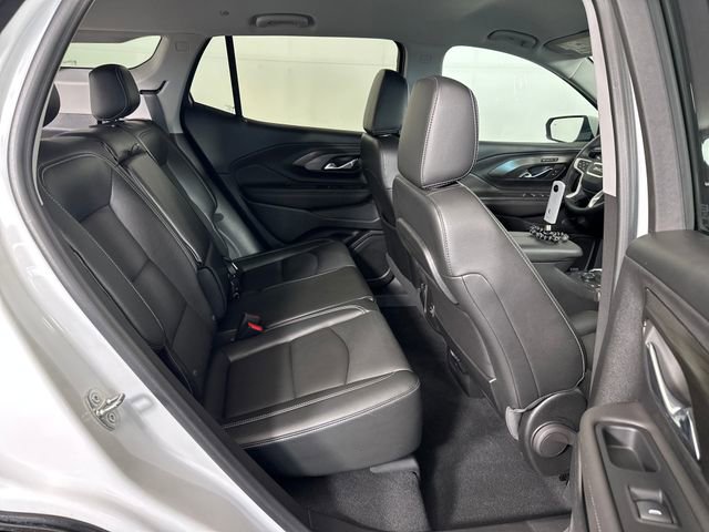 Used 2023 GMC Terrain SLT w/ Infotainment Package II image 27
