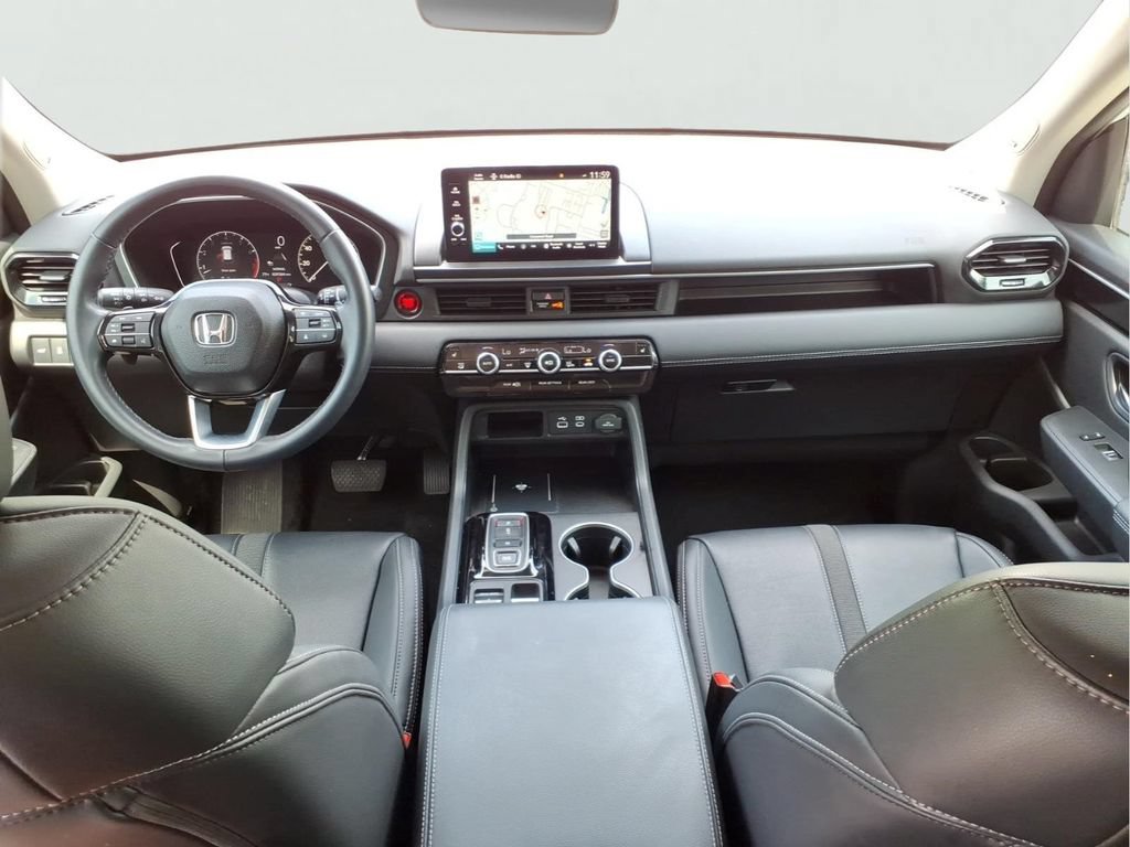 Used 2023 Honda Pilot Touring image 26