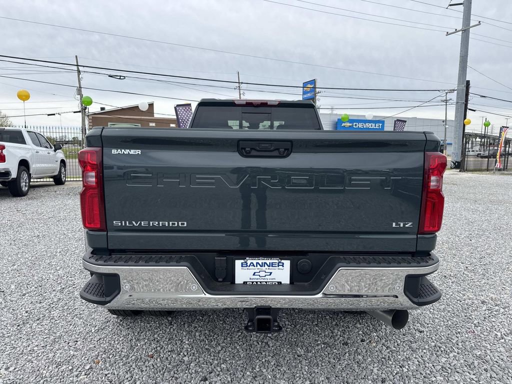 New 2026 Chevrolet Silverado 3500 LTZ w/ LTZ Plus Package AWD/4WD image 6