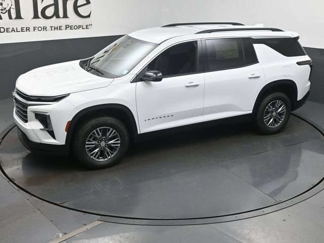 New 2027 Chevrolet Traverse LT w/ LPO, Floor Liner Package AWD/4WD image 23