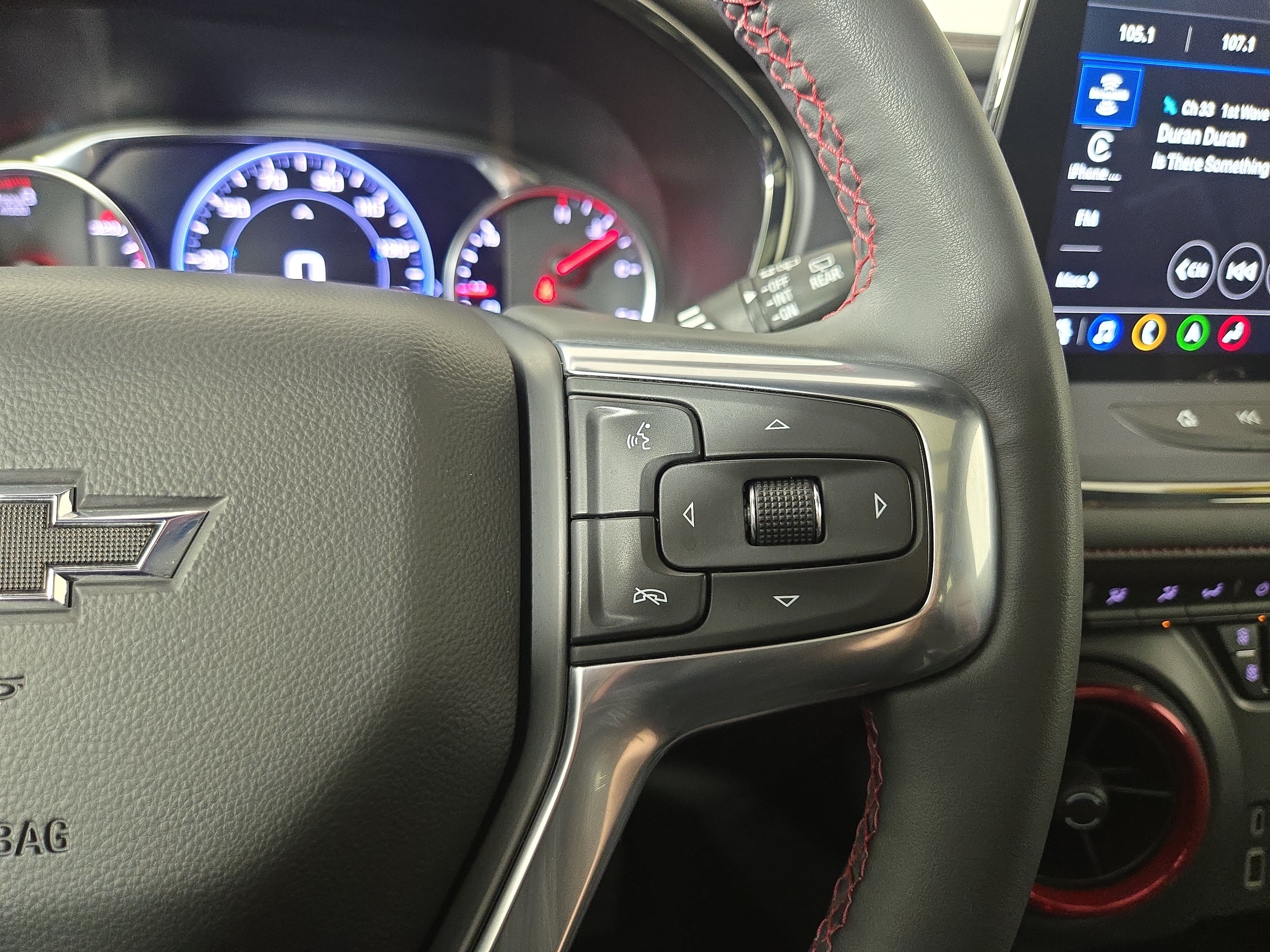 Used 2023 Chevrolet Blazer RS w/ Driver Confidence II Package AWD/4WD image 16