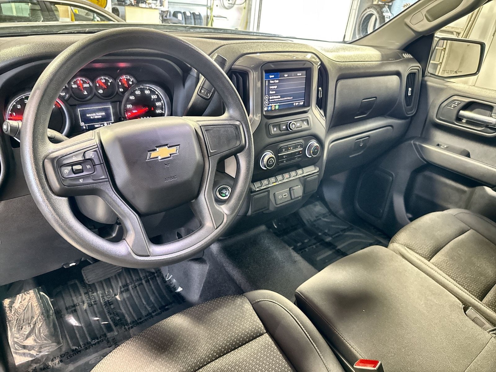 Used 2025 Chevrolet Silverado 1500 W/T RWD image 24