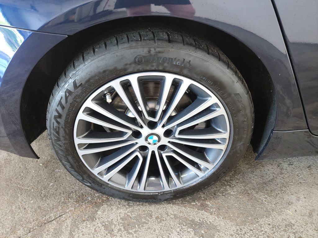 Used 2020 BMW 530i xDrive w/ Executive Package AWD/4WD image 41