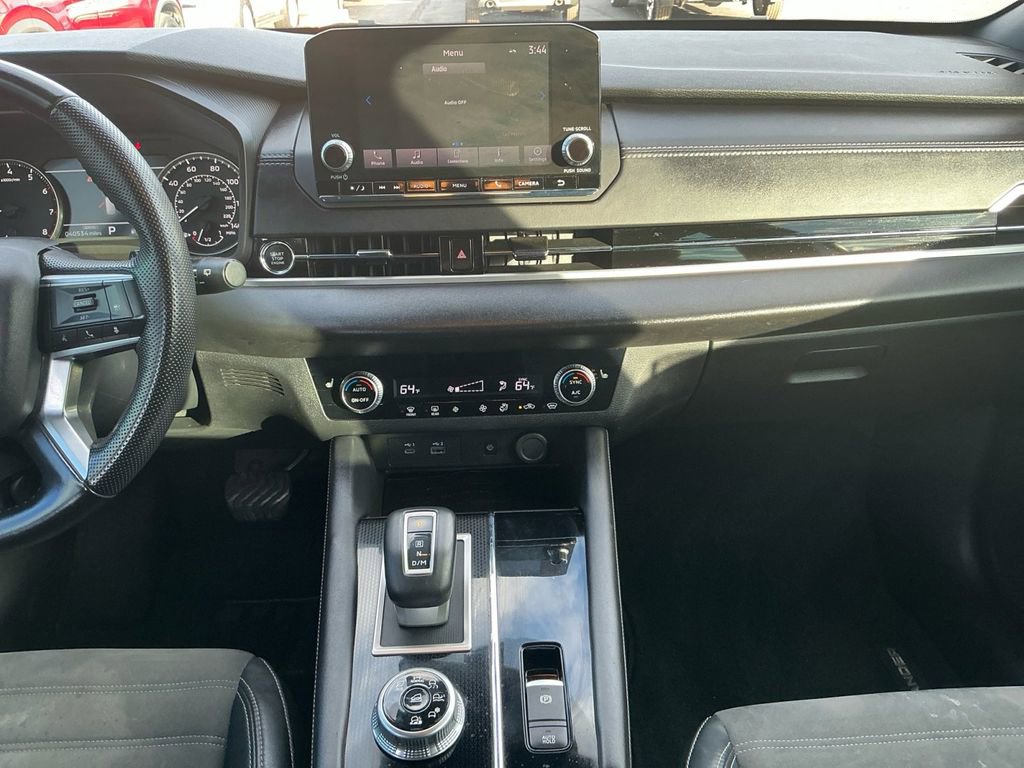 Used 2022 Mitsubishi Outlander SEL Black Edition image 15