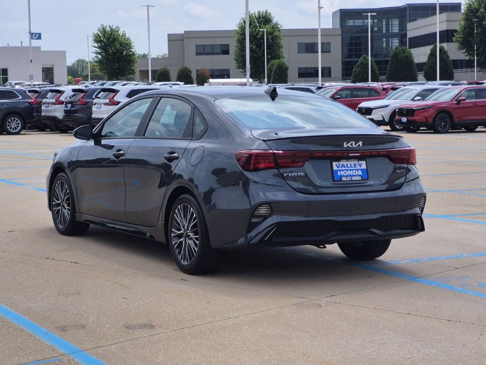 Used 2023 Kia Forte GT-Line w/ GT-Line Premium Package FWD image 8