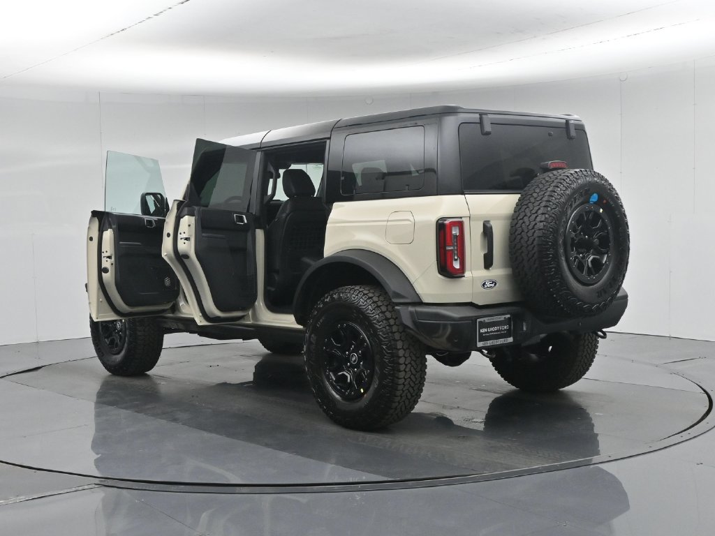 New 2026 Ford Bronco Badlands AWD/4WD image 33
