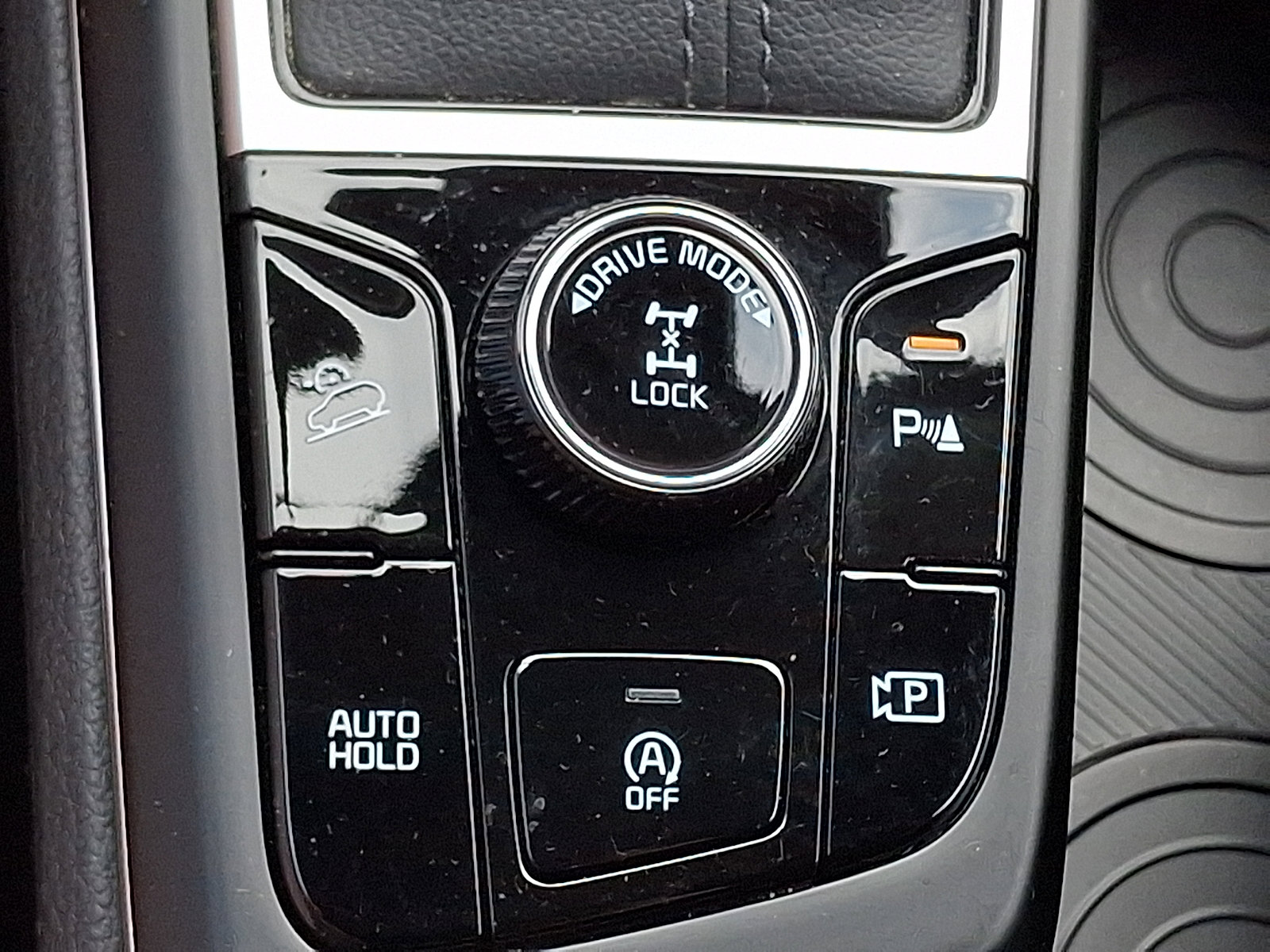 Used 2024 Kia Sportage LX image 25