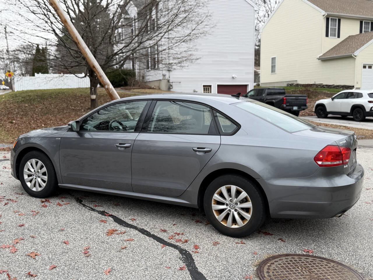 Used 2015 Volkswagen Passat 1.8T Wolfsburg Edition image 4