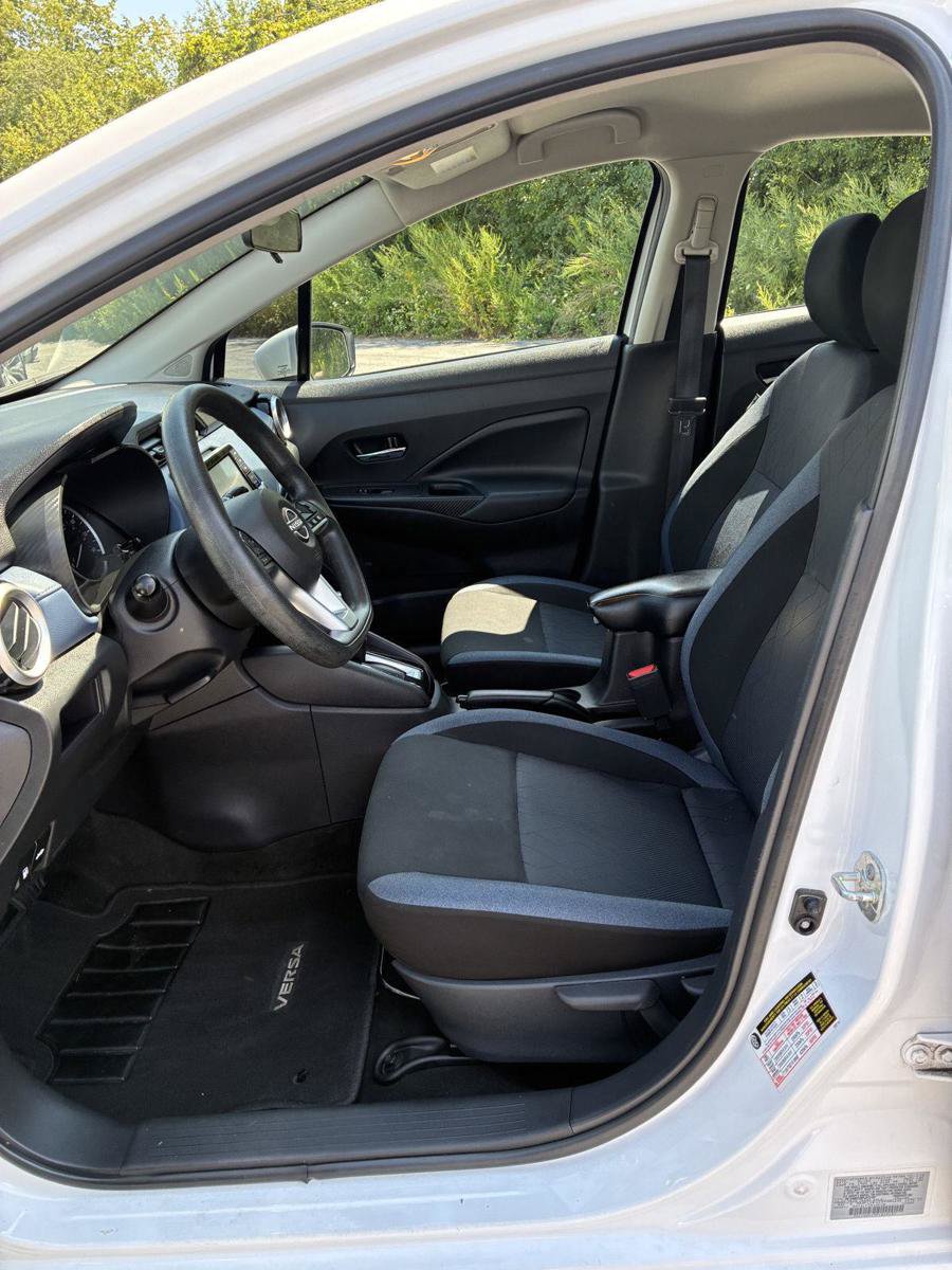 Used 2023 Nissan Versa SV FWD image 16