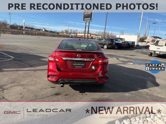 Used 2019 Nissan Sentra SR image 2