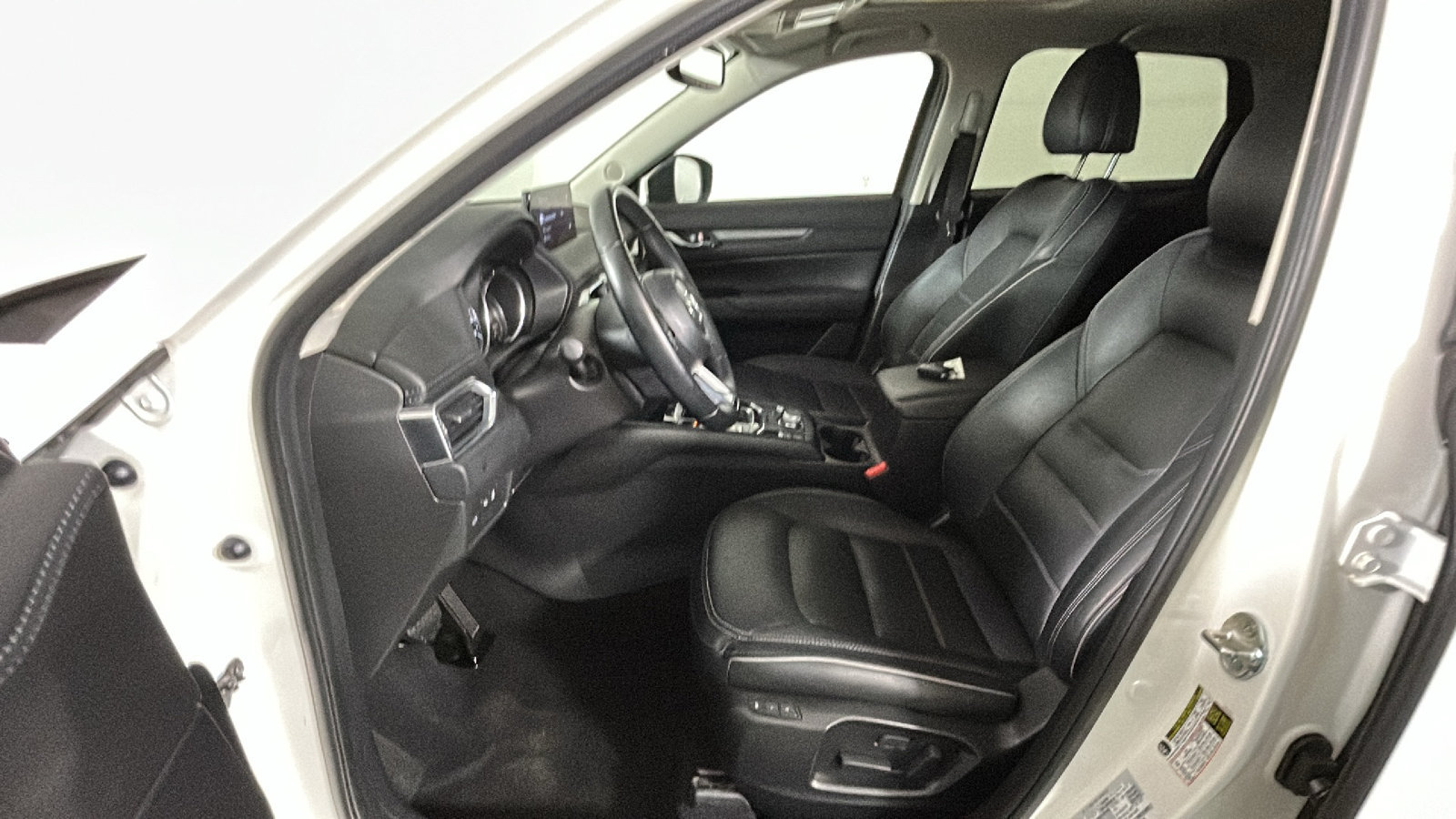 Used 2025 MAZDA CX-5 AWD 2.5 S w/ Preferred Package image 13