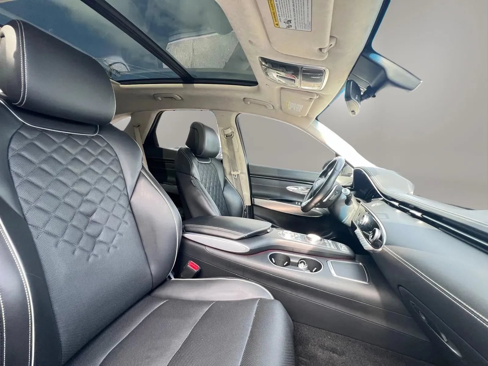 Used 2023 Genesis Electrified GV70 w/ Prestige Package AWD/4WD image 16