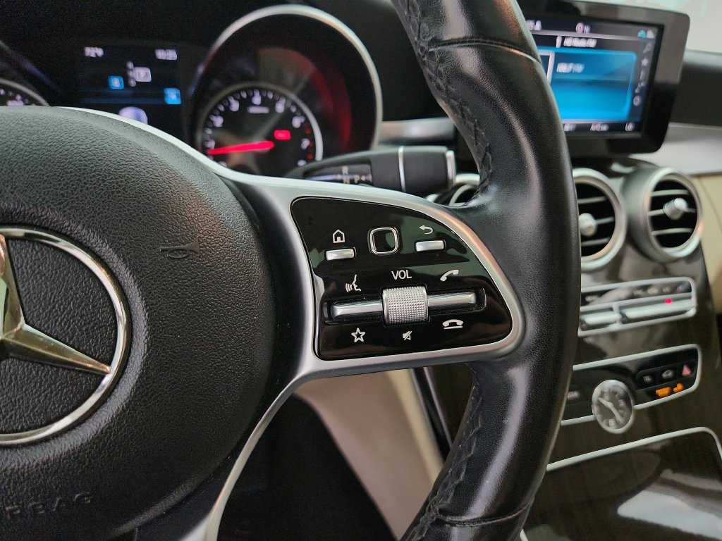 Used 2019 Mercedes-Benz C 300 4MATIC Sedan image 20