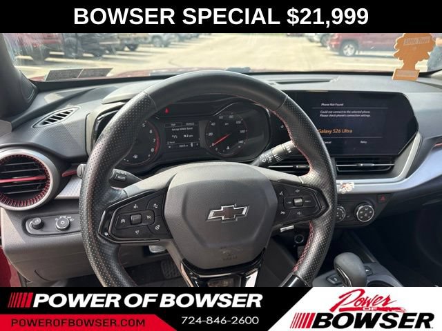 Used 2024 Chevrolet Trax RS FWD image 3