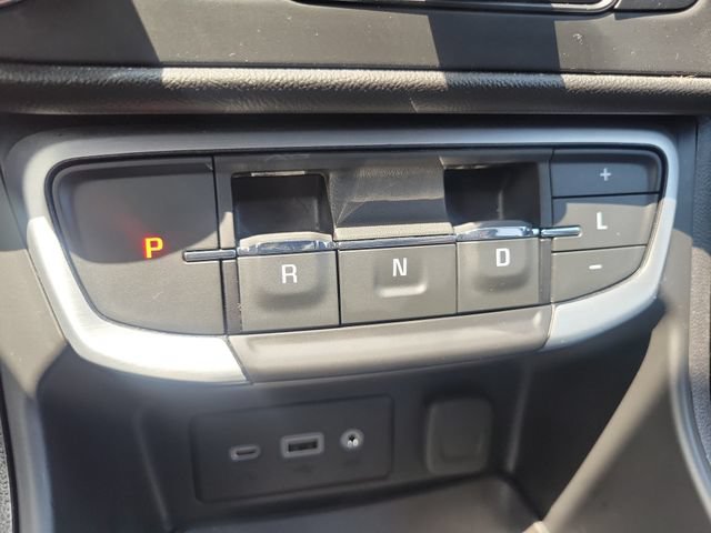 Used 2023 GMC Terrain SLE w/ Driver Convenience Package AWD/4WD image 25