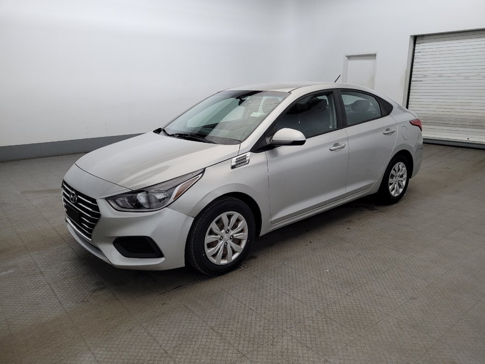 Used 2020 Hyundai Accent SE FWD image 2