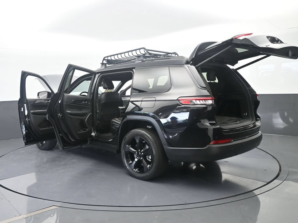 Used 2022 Jeep Grand Cherokee L Laredo RWD image 78